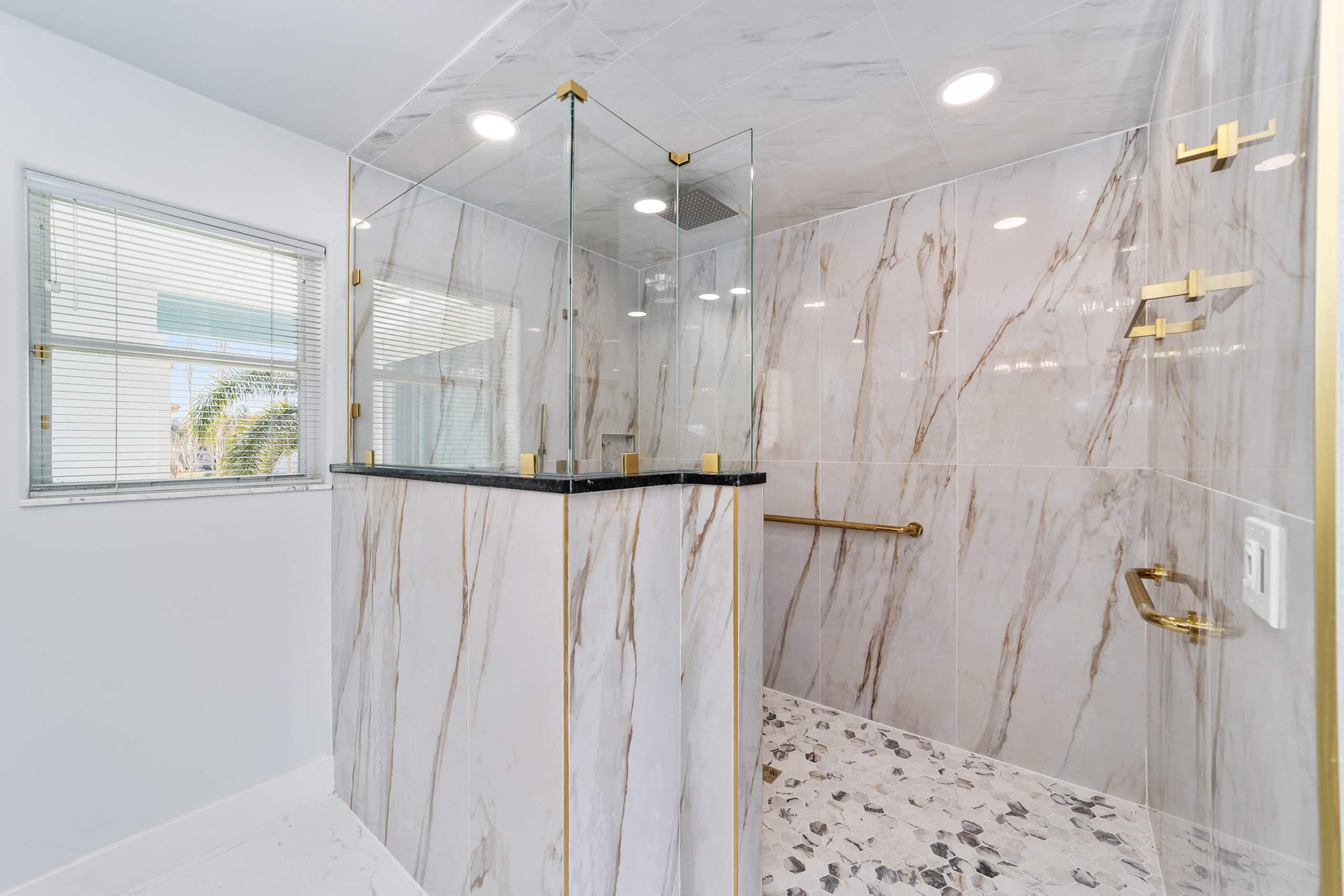 Crystal River waterfront vacation home photo 24